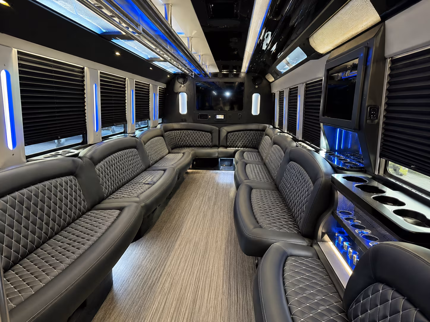 Chula Vista Birthday, Sweet 16, & Quinceañera Party Bus Rentals