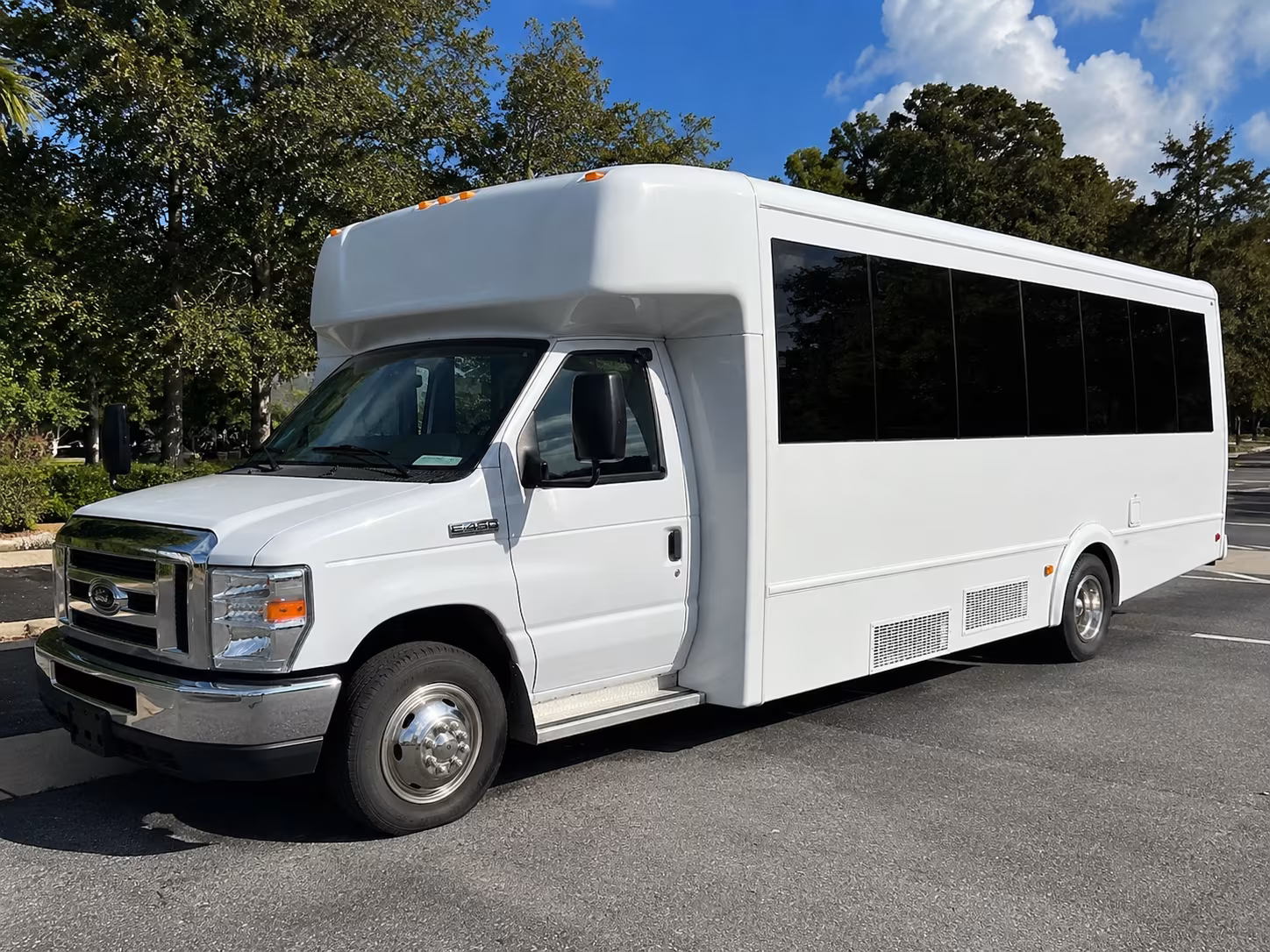Escondido Winery Tour & Pub Crawl Transportation