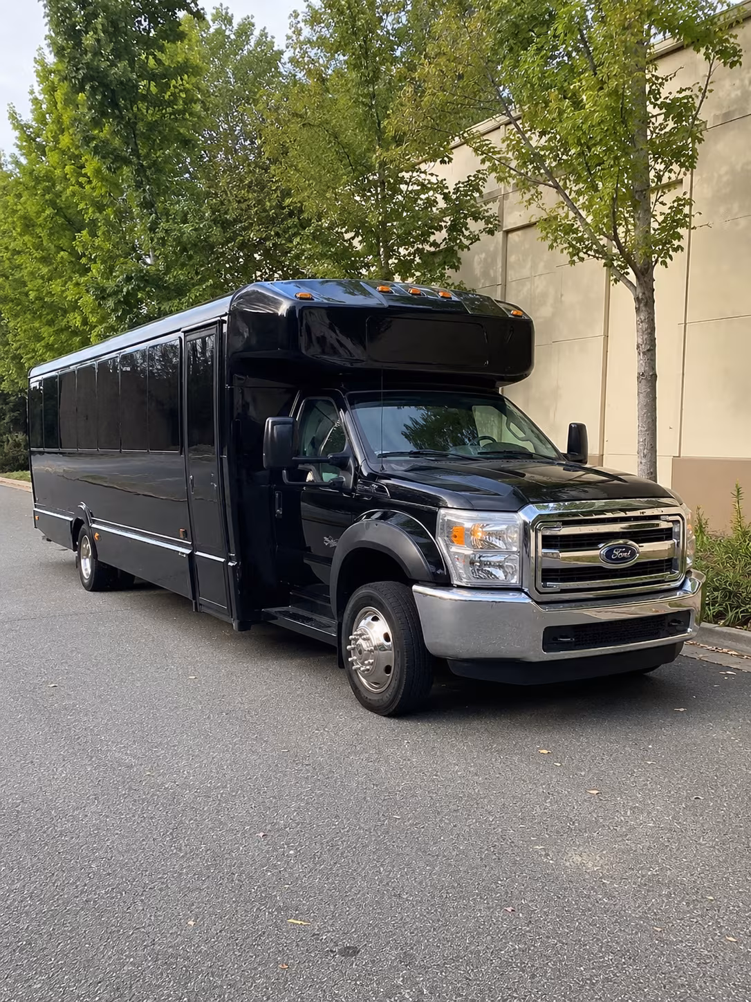 National City Birthday, Sweet 16, & Quinceañera Party Bus Rentals