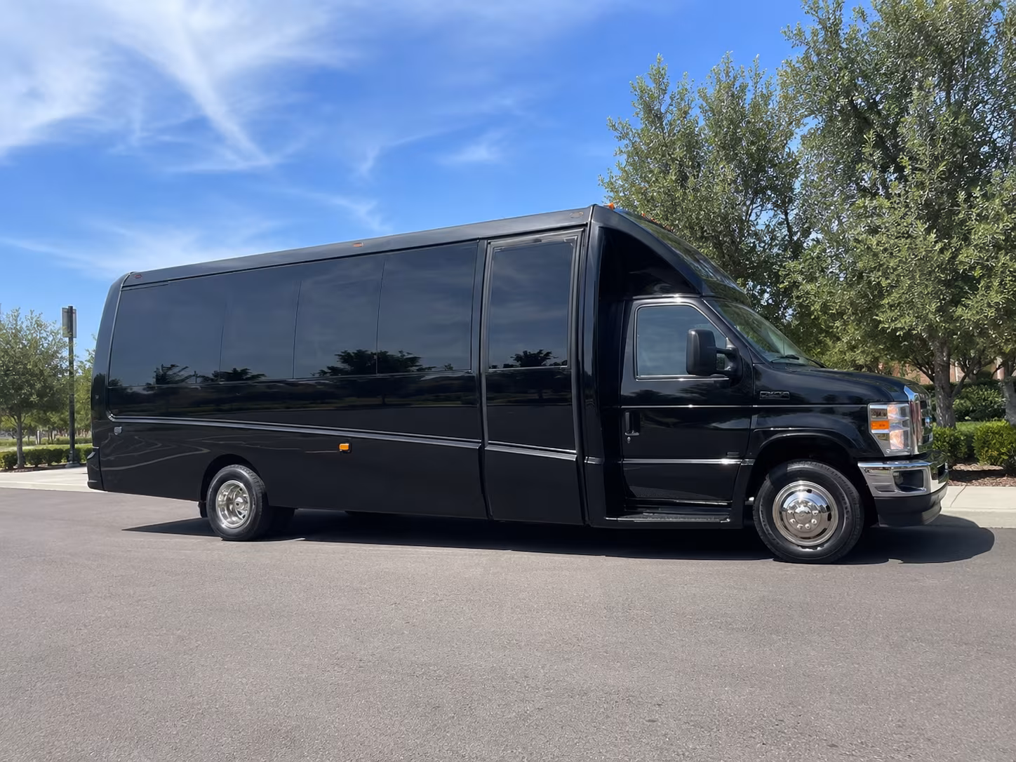 Oceanside Wedding Transportation & Shuttle Service