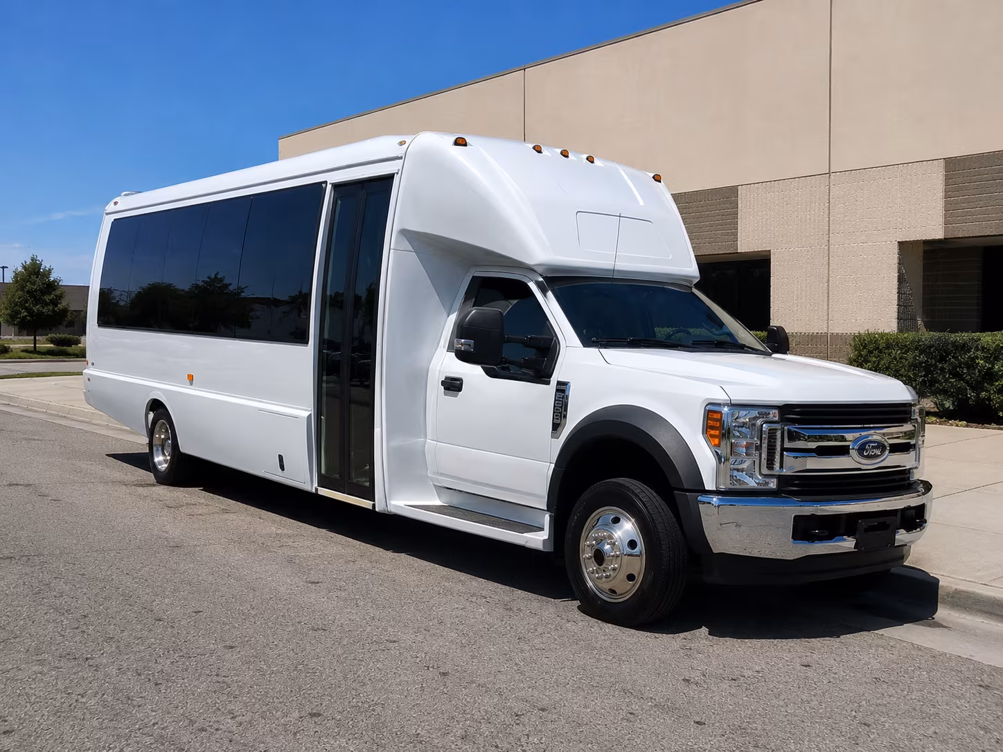 San Diego Airport Shuttle & Transportation party bus exterior
