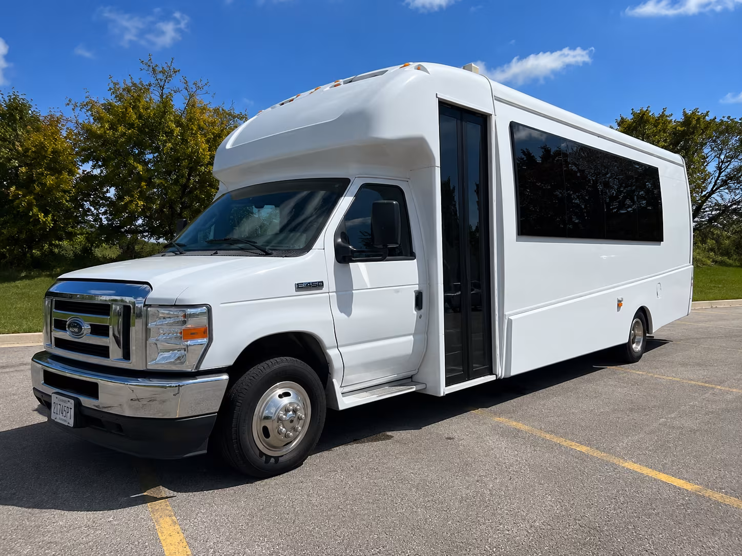San Diego Birthday, Sweet 16, & Quinceañera Transportation party bus exterior