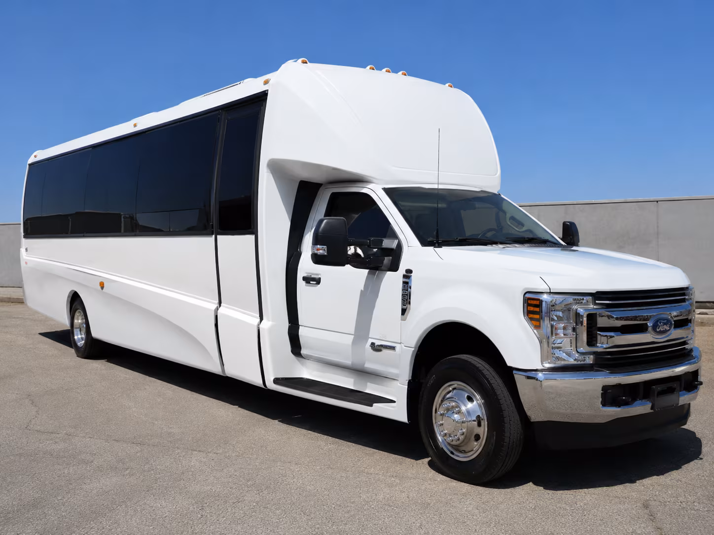 San Diego Corporate Transportation party bus exterior