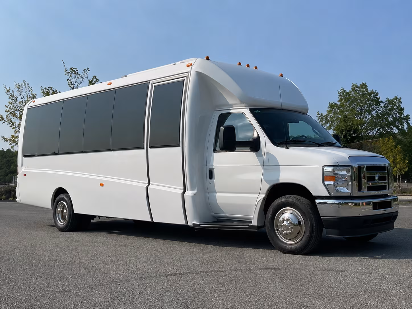 San Diego Prom & Homecoming Transportation party bus exterior
